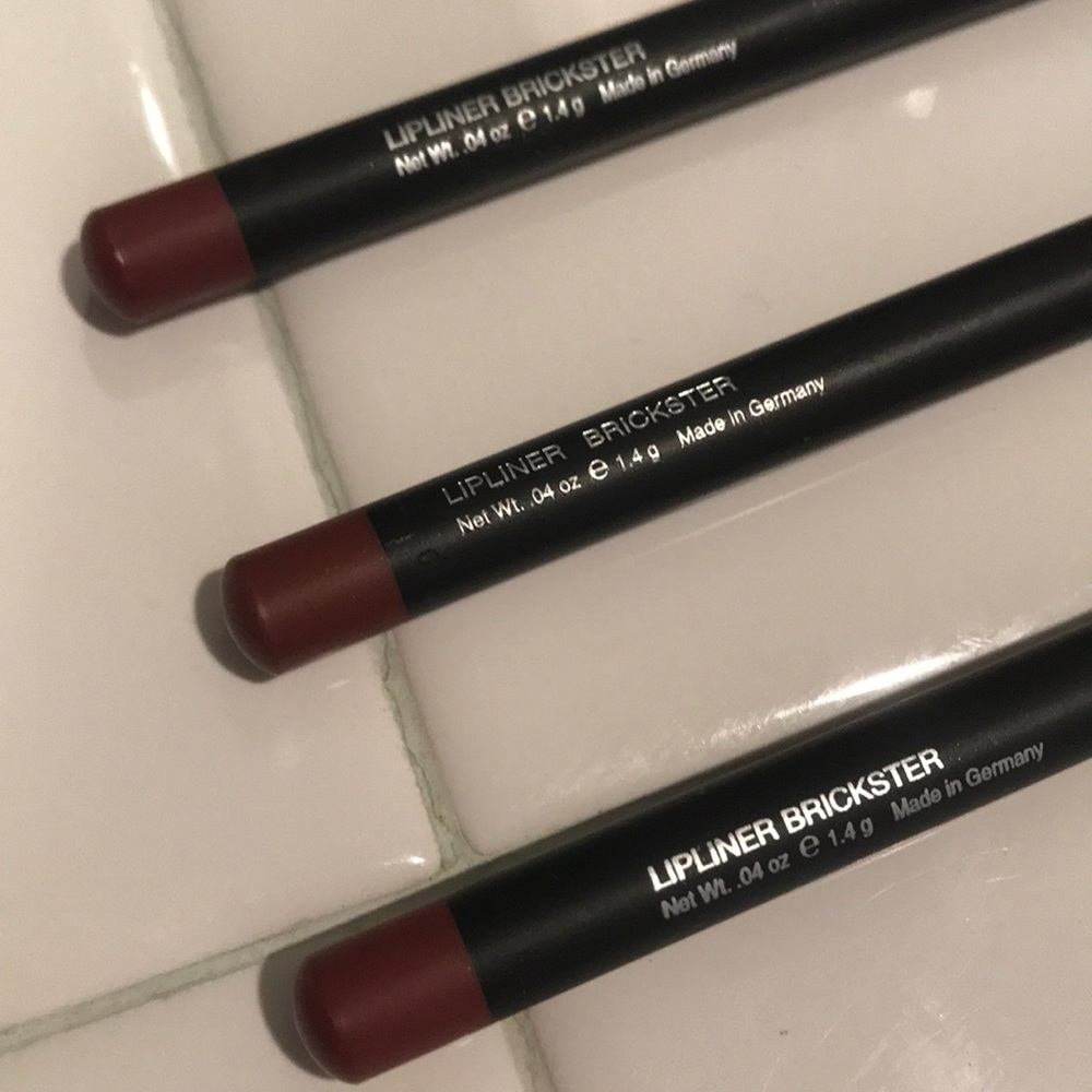 2/$8 3ct.  LipLiner in “Brickster”